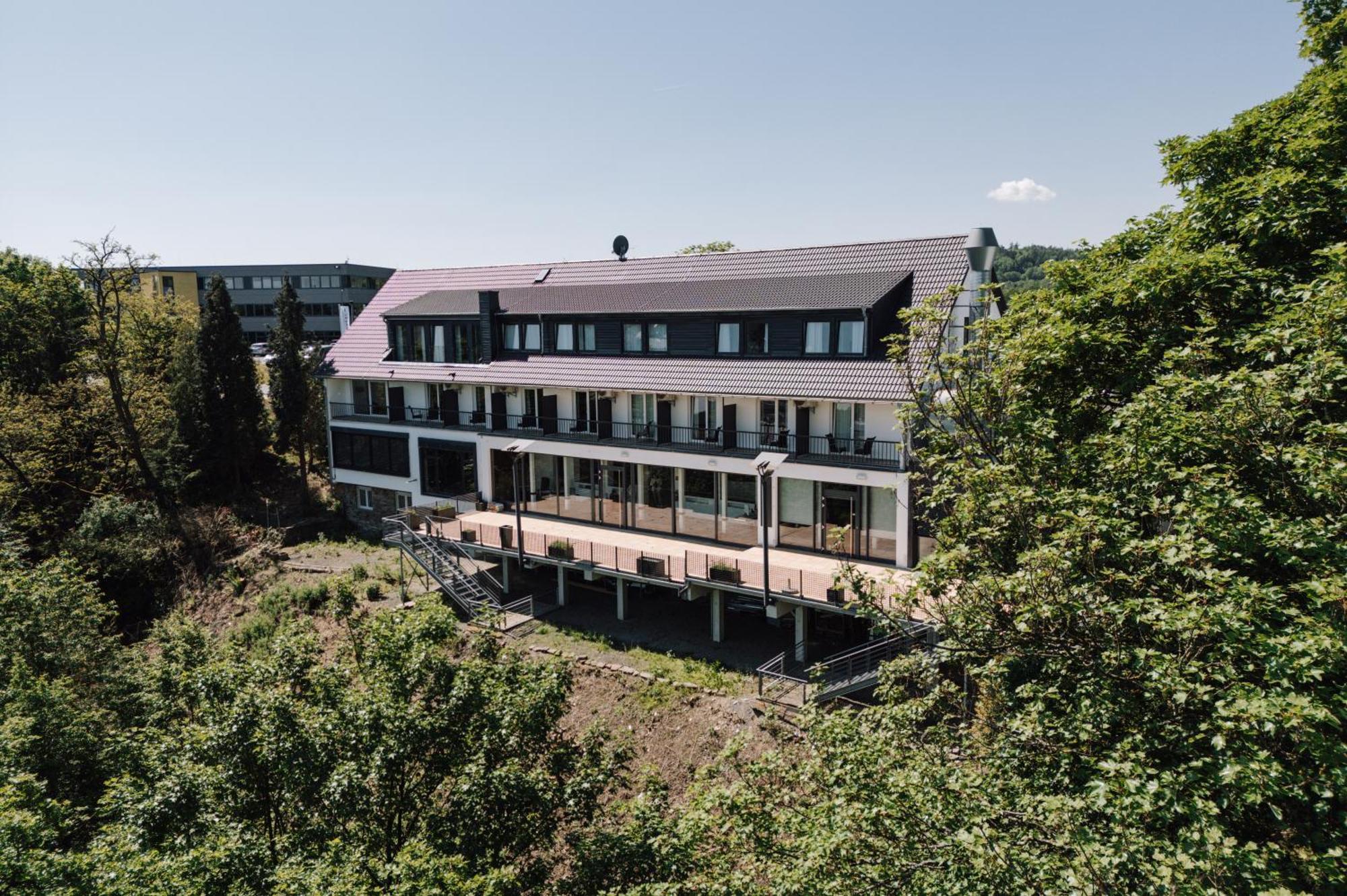Si-View Einzelzimmer Mit Balkon Zimmer 4 - Hotel Зиген Экстерьер фото